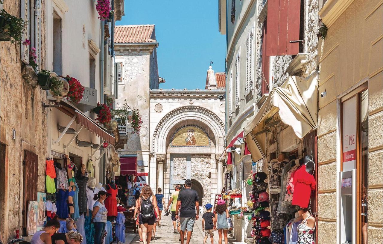 Beautiful Apartment In Porec With Wifi Exteriér fotografie